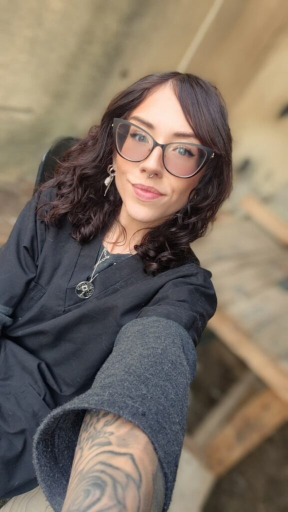 דריה קורמילצ'יק - אחות וטרינרית